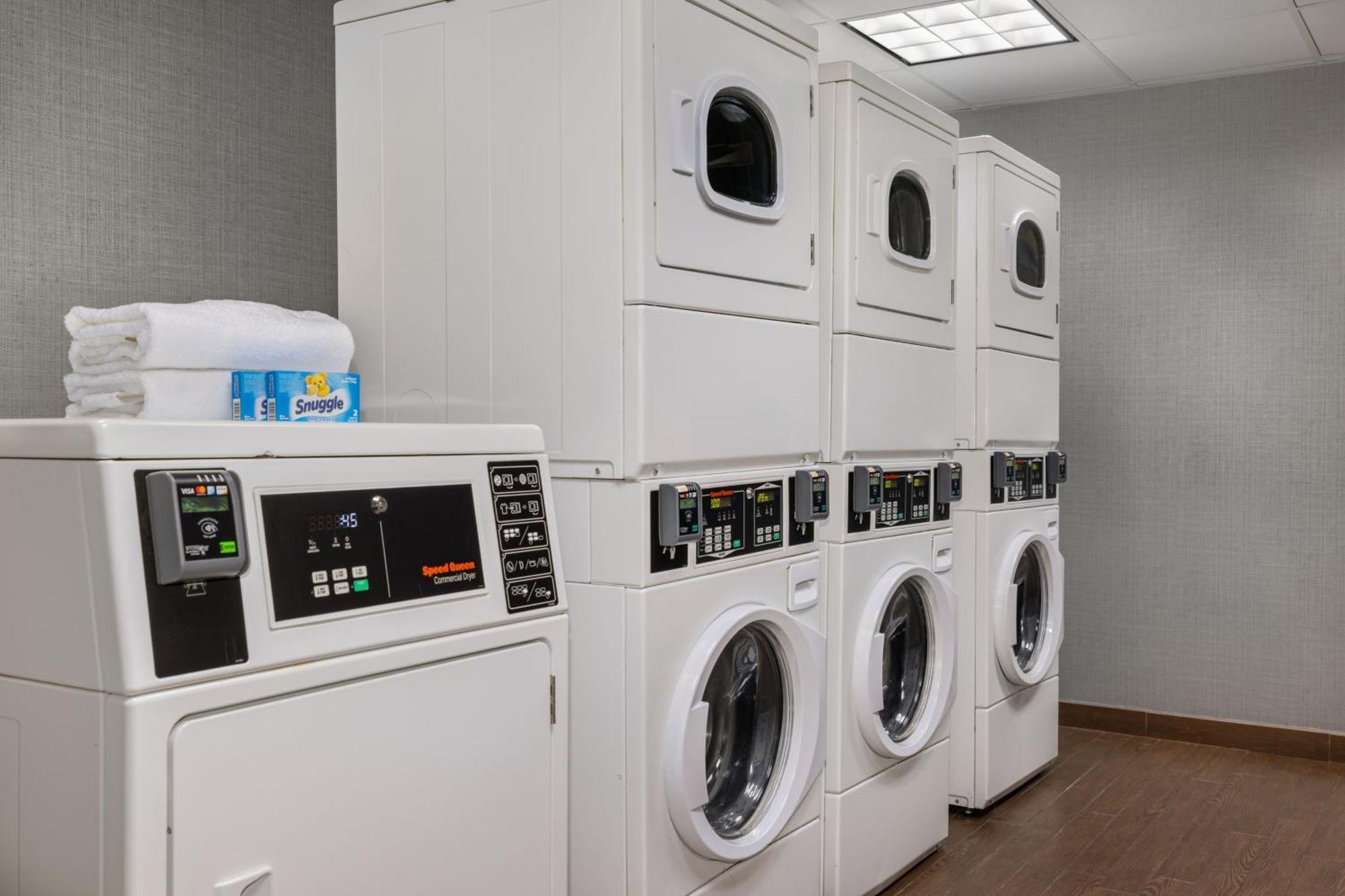 Residence Inn By Marriott Long Island Islip/Courthouse Complex Central Islip Exteriör bild