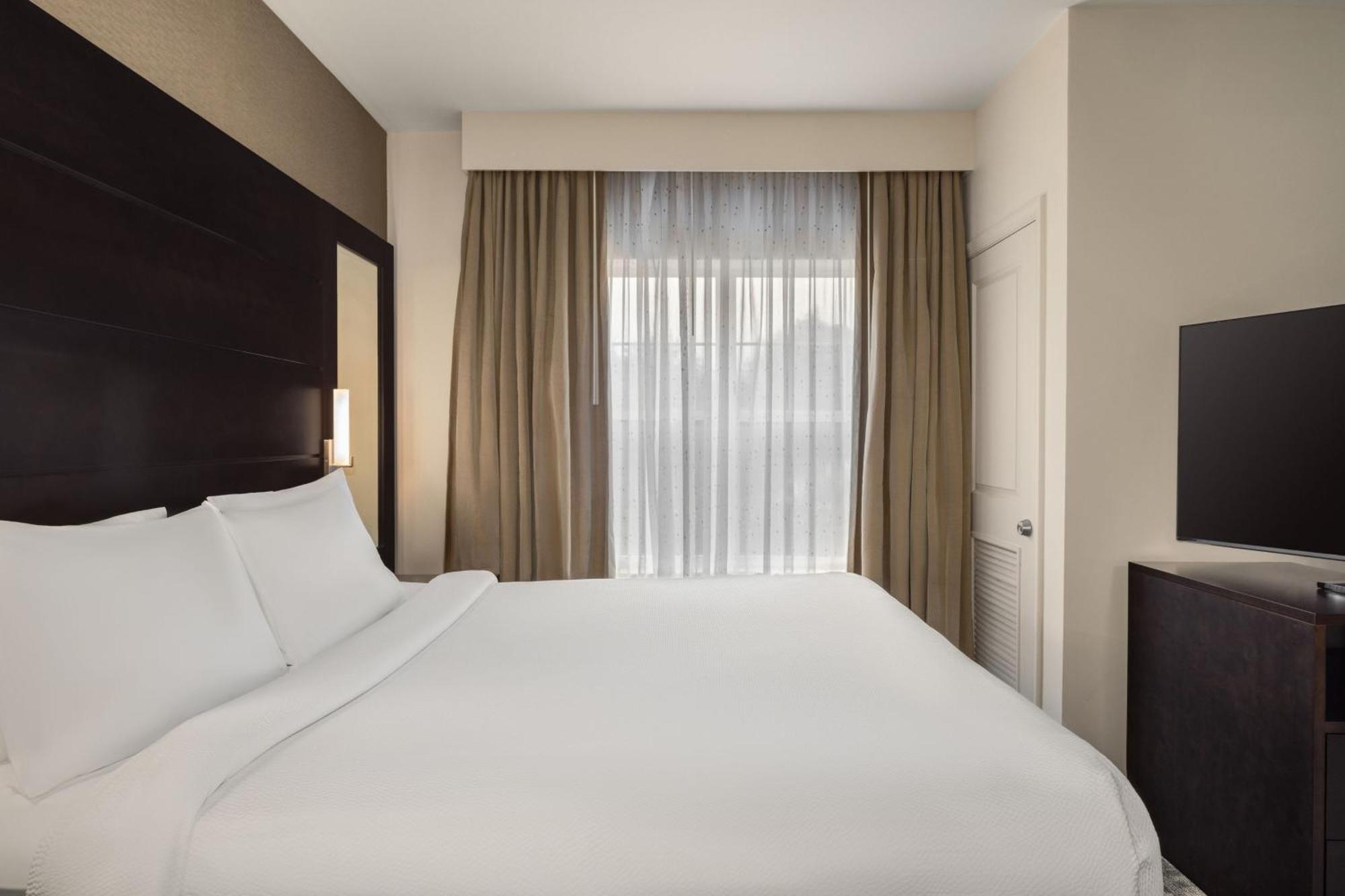 Residence Inn By Marriott Long Island Islip/Courthouse Complex Central Islip Exteriör bild